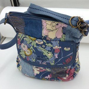 WOVEN LADIES HAND BAGS